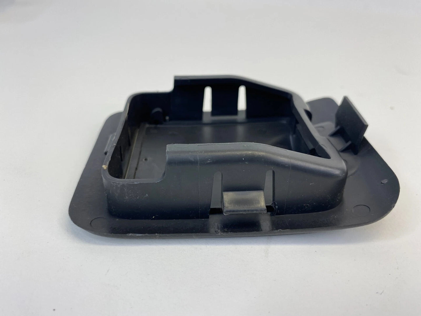 2010-2012 FORD TAURUS REAR SEAT CHILD SAFETY ANCHOR HOOK COVER TRIM OEM
