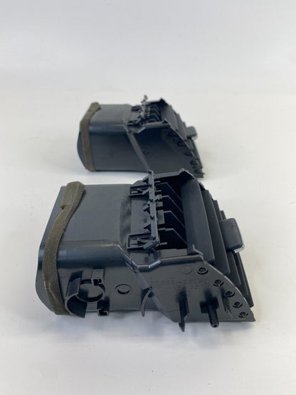 09-11 Toyota Corolla Center Dash A/C Air Vent Grill Grille Set Pair 55688-02040