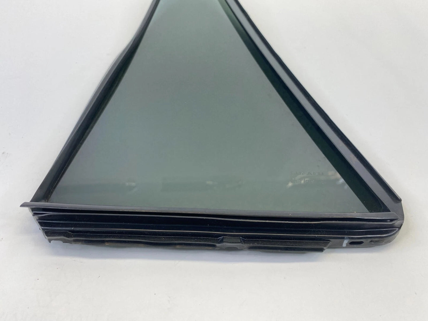 2010-2014 Subaru Outback Rear Right Door Vent Window Glass Fixed 62284-AJ02C