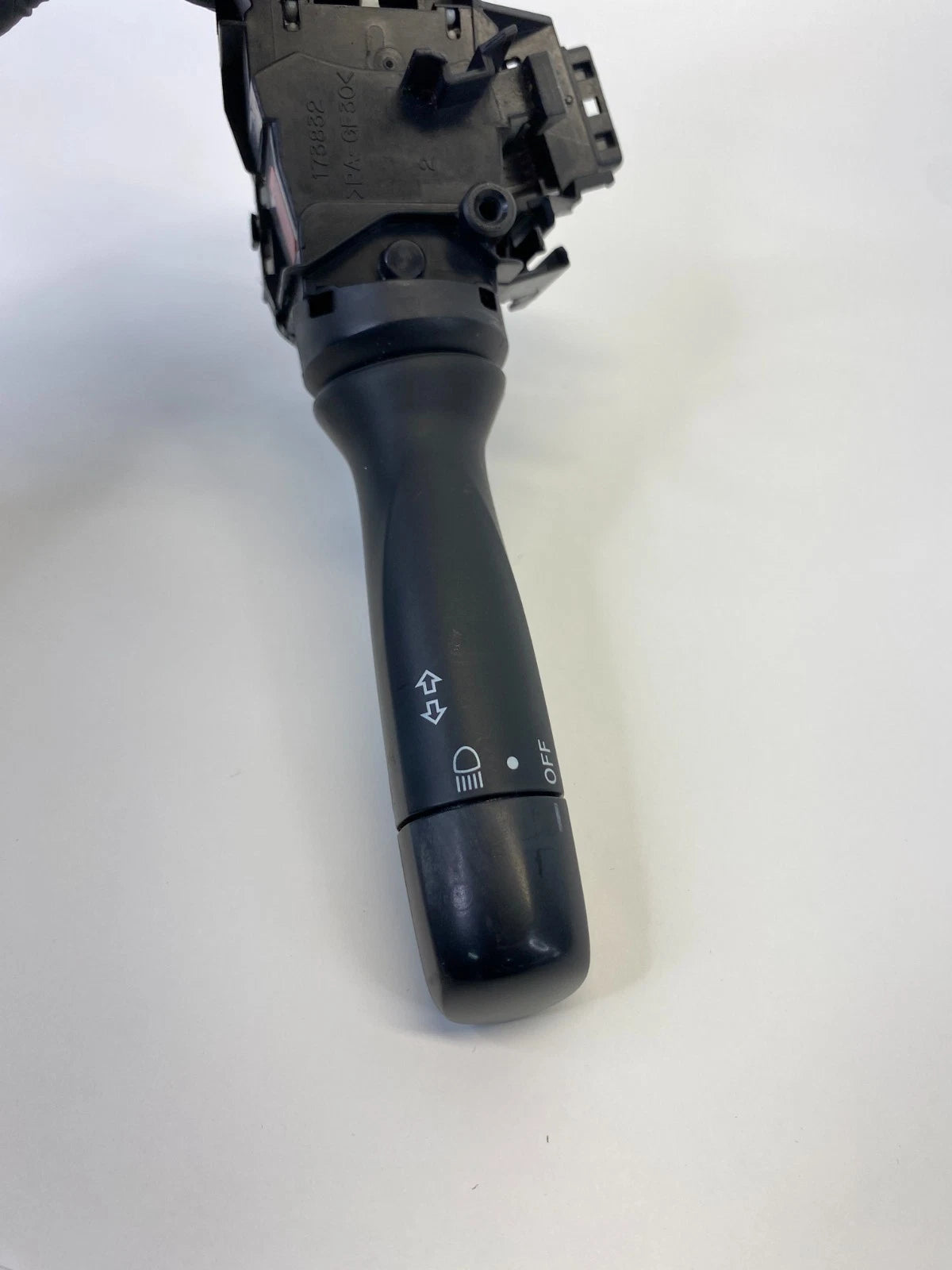 04-09 TOYOTA PRIUS HEADLIGHT TURN SIGNAL CONTROL COLUMN SWITCH 173832 OEM