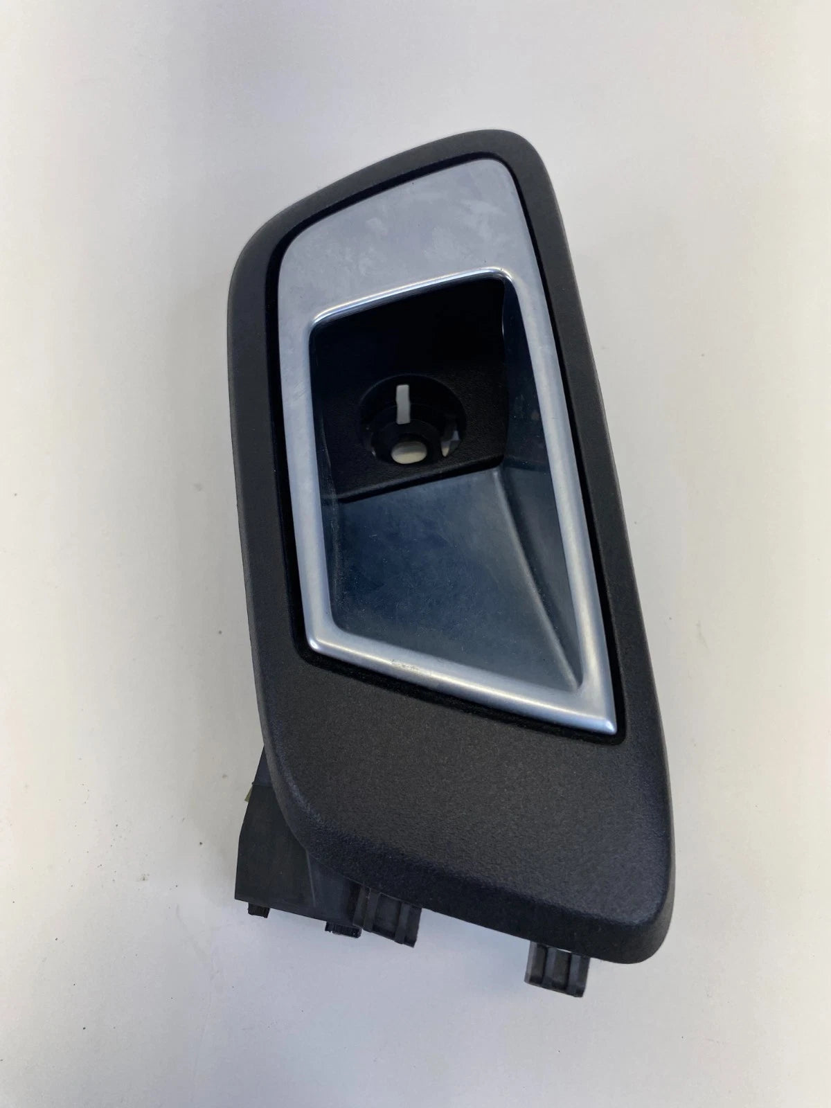 2014-2019 FORD FIESTA REAR RIGHT INTERIOR DOOR HANDLE OEM AE83A22600C