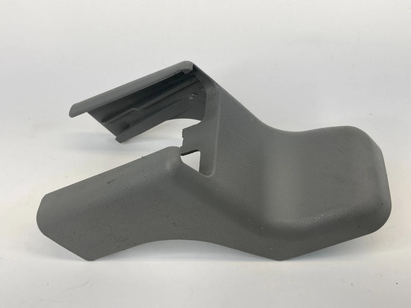 07-11 TOYOTA CAMRY FRONT LEFT OUTER SEAT RAIL TRACK END COVER TRIM 72138-06030