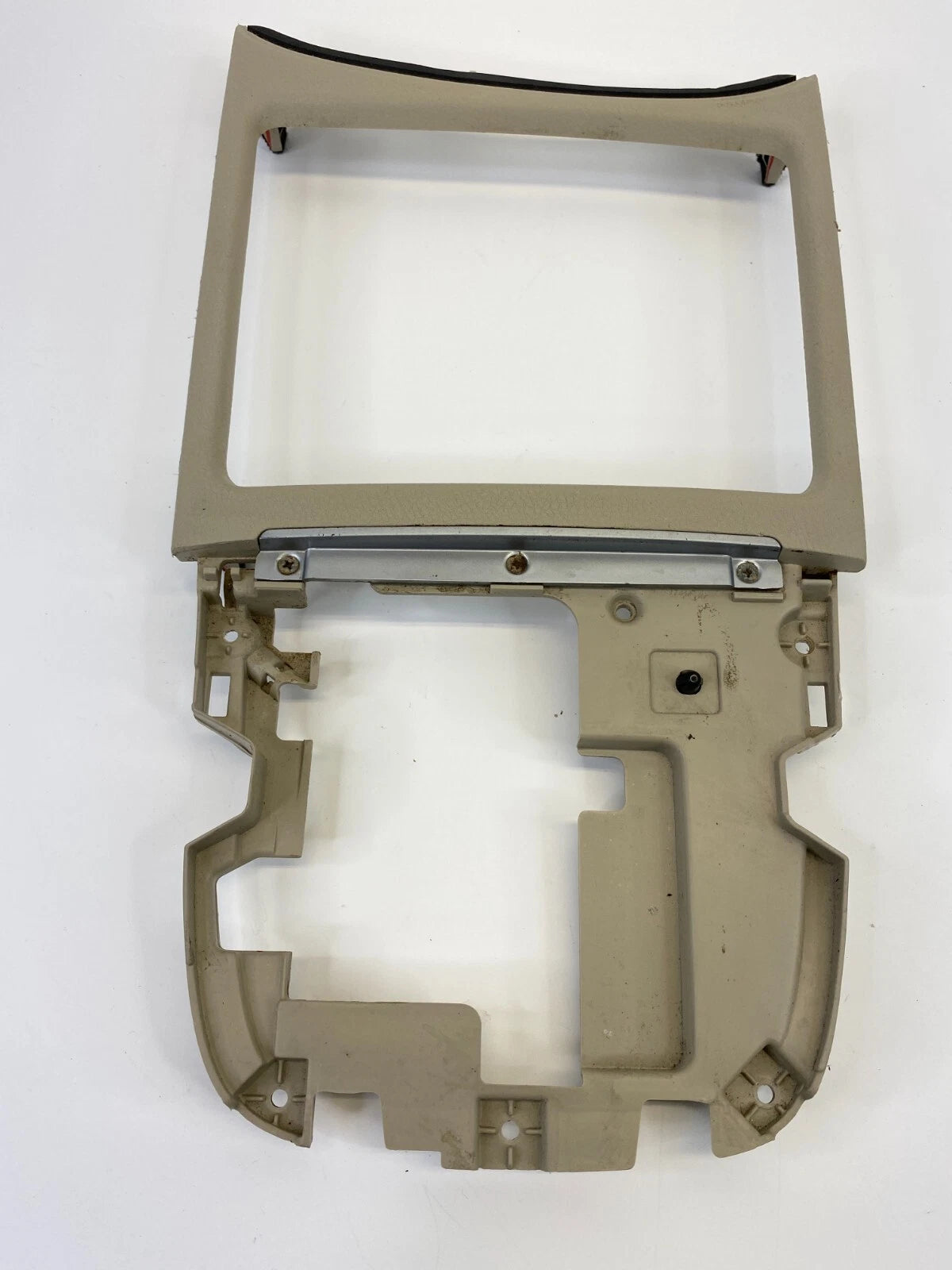 07 08 09 HYUNDAI SANTA FE CENTER CONSOLE UPPER COVER TRIM BEZEL 84651-2B002 OEM