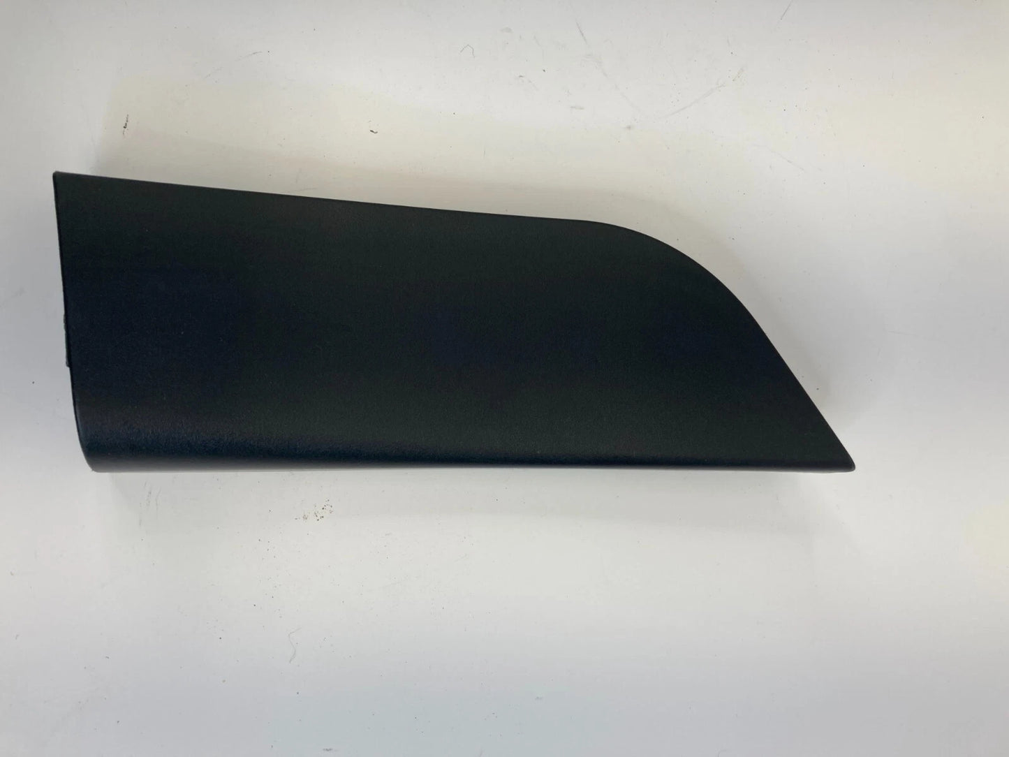 2009-2014 VOLKSWAGEN ROUTAN FRONT RIGHT SIDE INTERIOR MIRROR CORNER COVER OEM