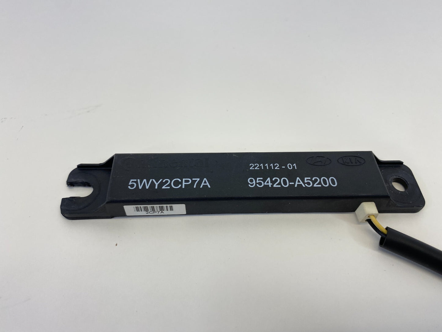 13-18 Hyundai Santa Fe Sport 2.4L Smart Key Keyless Entry Antenna 95420-A5300