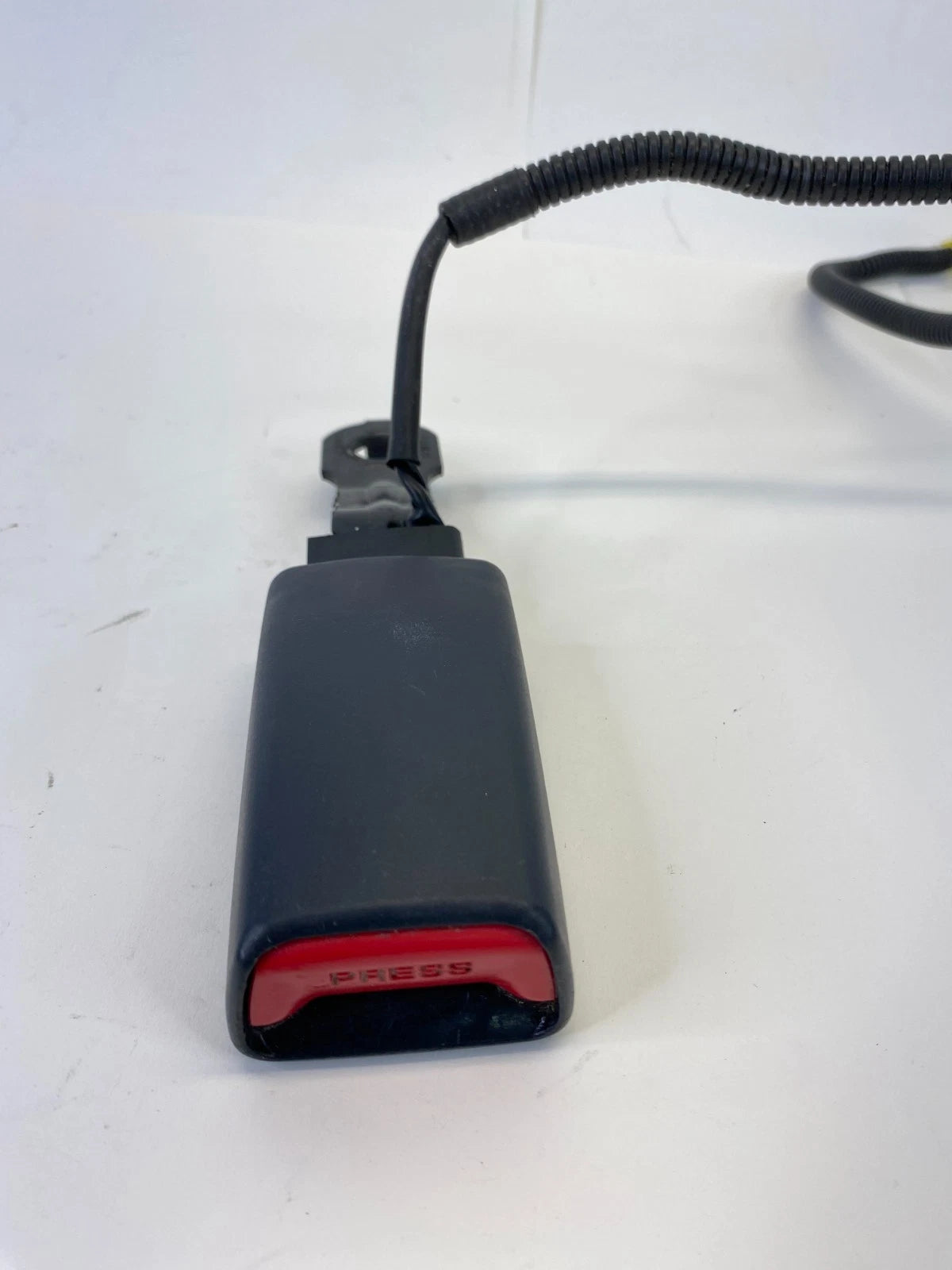 12-17 KIA RIO FRONT RIGHT PASSENGER SIDE SEAT BELT BUCKLE ASSY 88840-1W510HU OEM