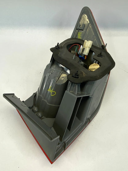 2010-2013 KIA FORTE SEDAN REAR LEFT SIDE QUARTER PANEL MOUNTED TAILLIGHT LIGHT