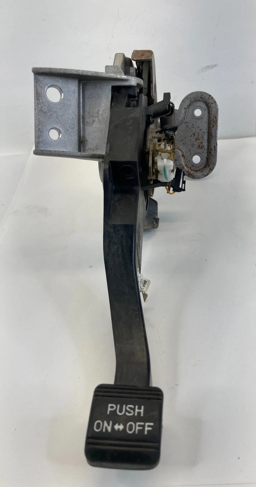 2015-2019 HYUNDAI SONATA PARKING BRAKE FOOT PEDAL CONTROL ASSEMBLY OEM