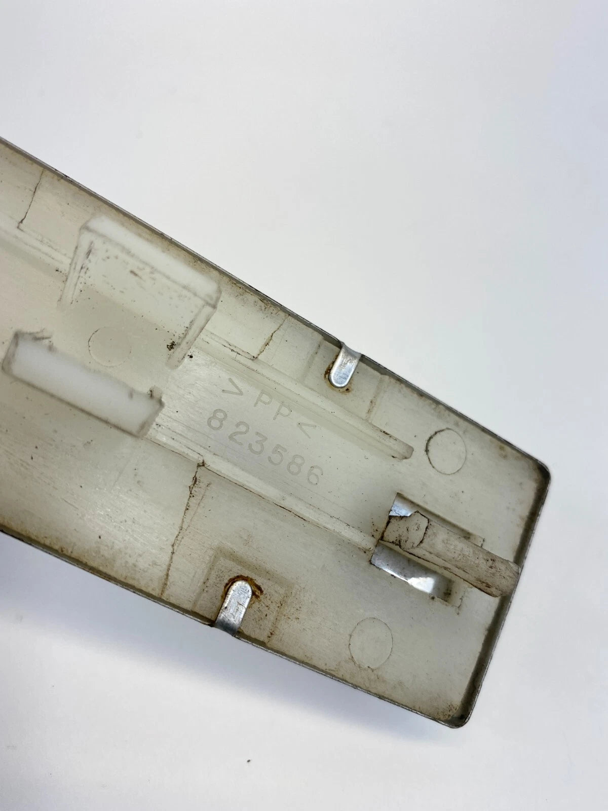 2002 2003 MERCEDES-BENZ ML320 REAR RIGHT SIDE DOOR SCUFF PLATE MOULDING OEM