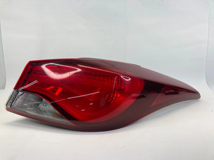 14-16 HYUNDAI ELANTRA RIGHT PASSENGER TAILLIGHT TAIL LAMP OUTER 92402-3Y500 US