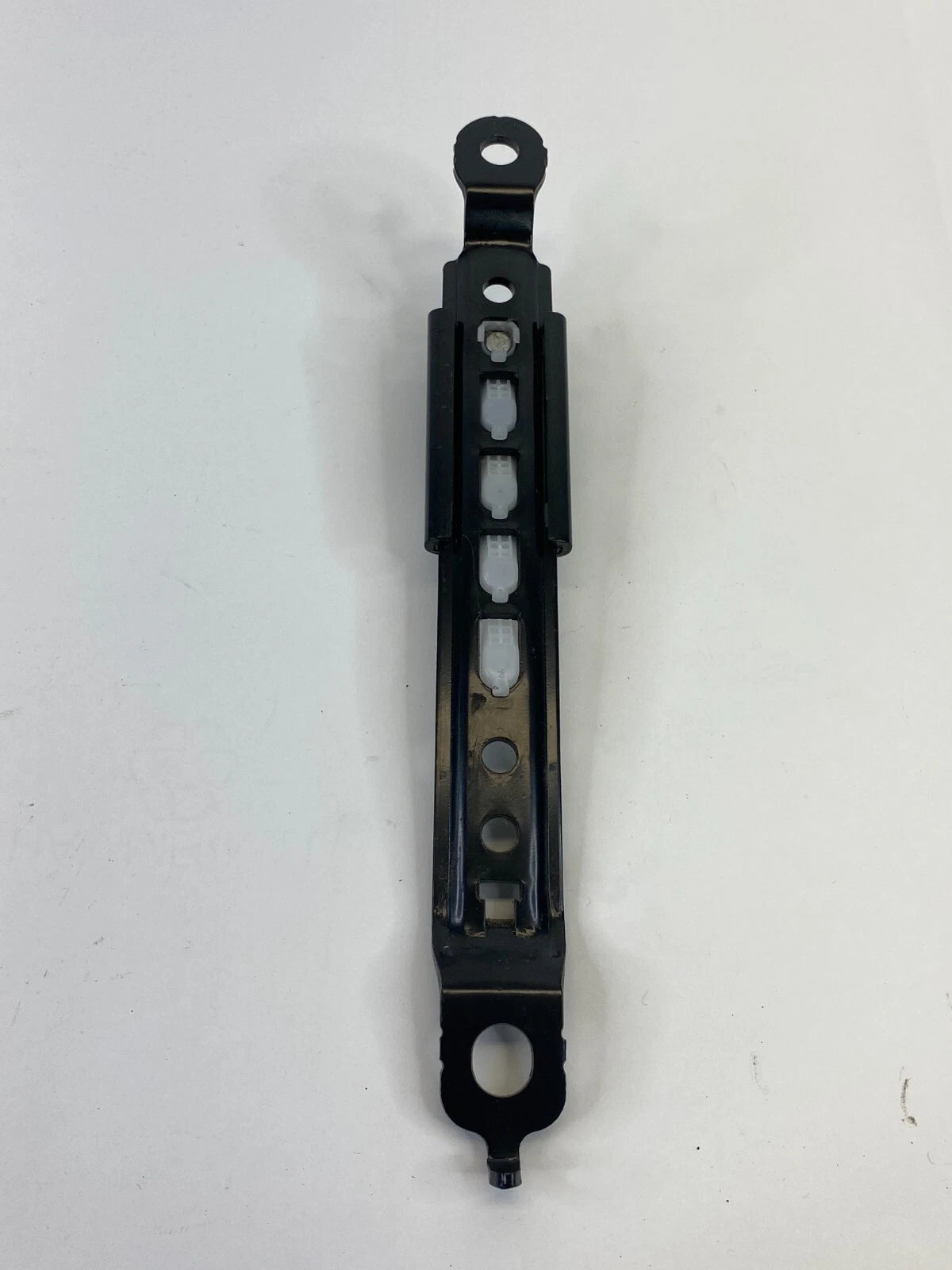 2005-2014 SUBARU OUTBACK WAGON FRONT LEFT DRIVER SEAT BELT ADJUSTER LH OEM