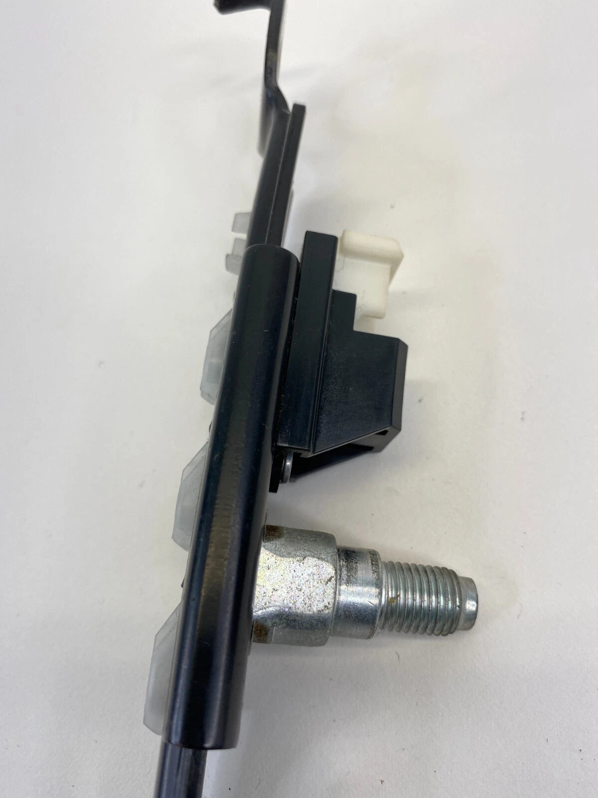2009 10 11 12 2013 TOYOTA COROLLA FRONT LEFT SIDE SEAT BELT HEIGHT ADJUSTER OEM