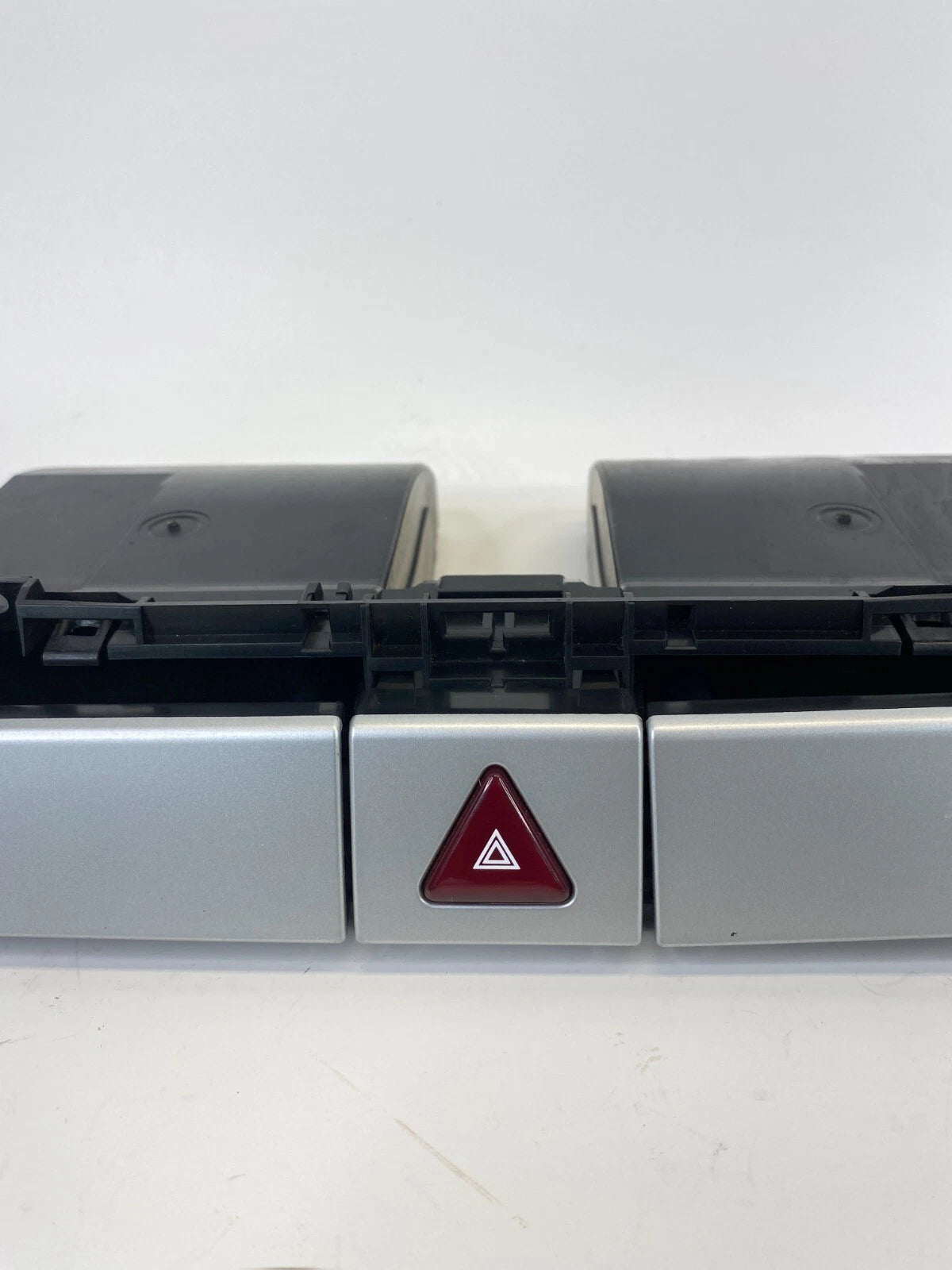 09 10 11 VOLKSWAGEN CC CENTER DASH DUAL STORAGE HAZARD SWITCH 3C0-858-407 OEM