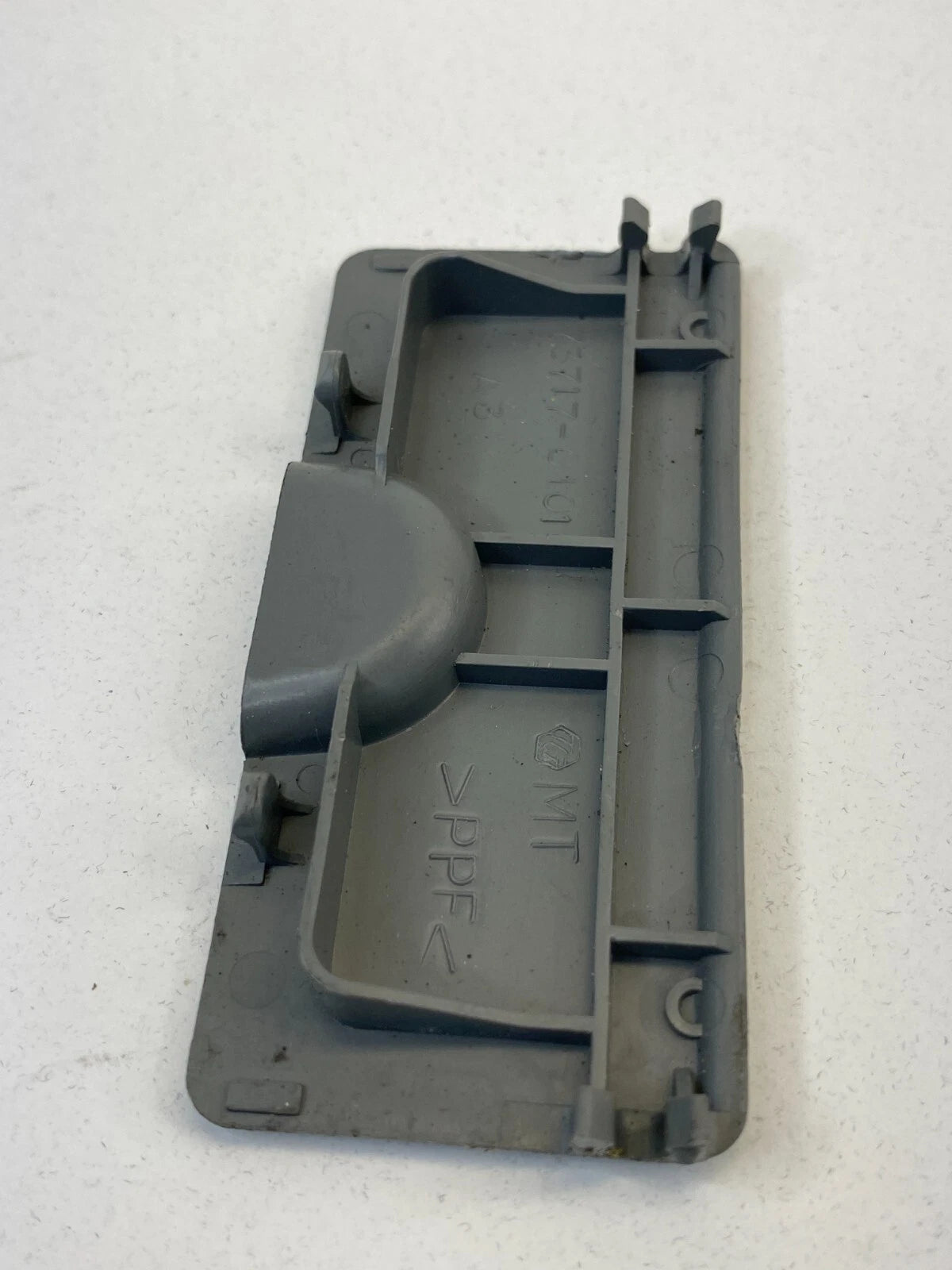 2009-2013 TOYOTA MATRIX HATCHBACK CHILD ANCHOR SEAT COVER TRIM 73717-01010 OEM