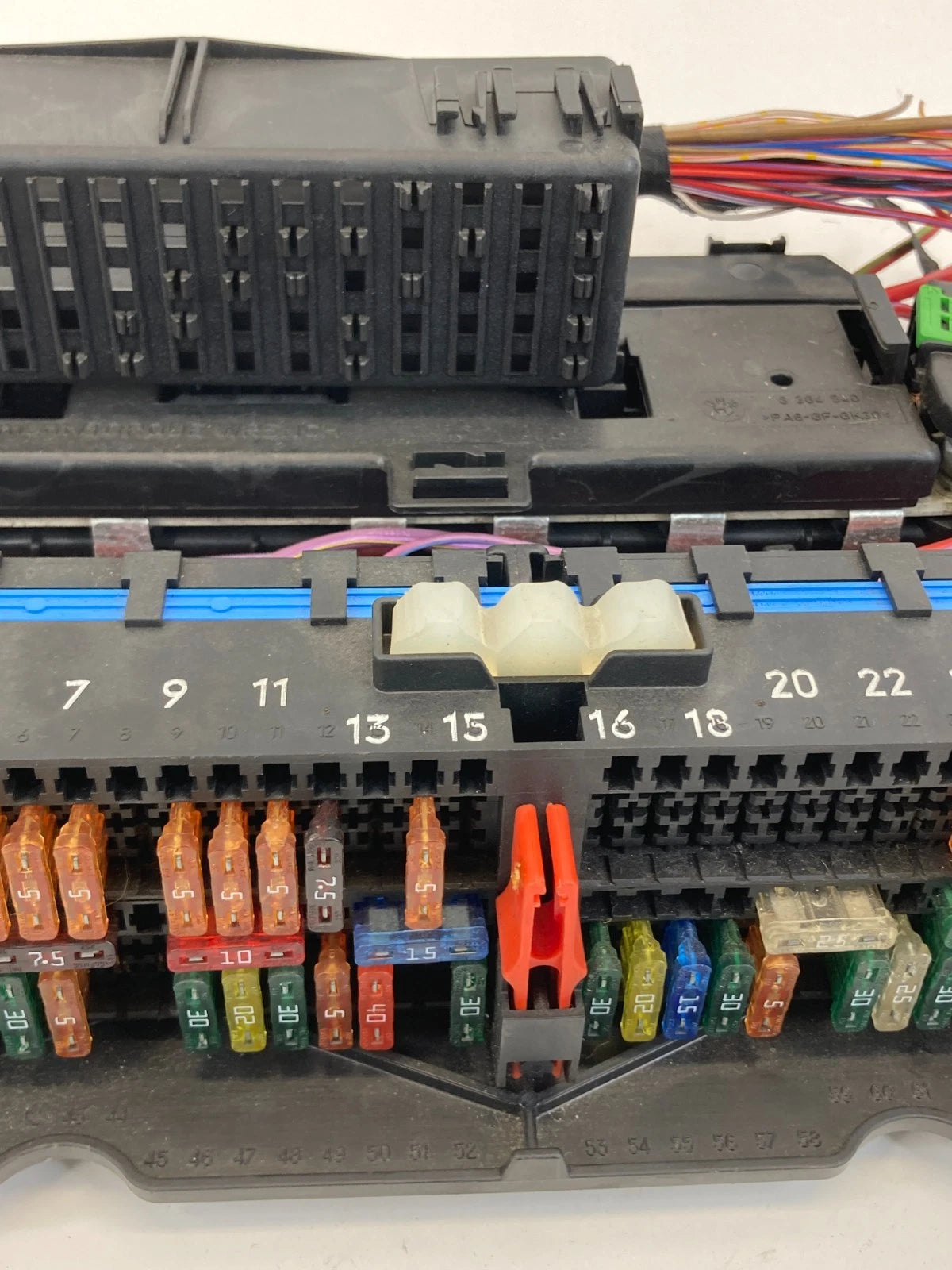 1999 2000 BMW 323i 01-05 325i Interior Fuse Box Glovebox 8-364-542 OEM