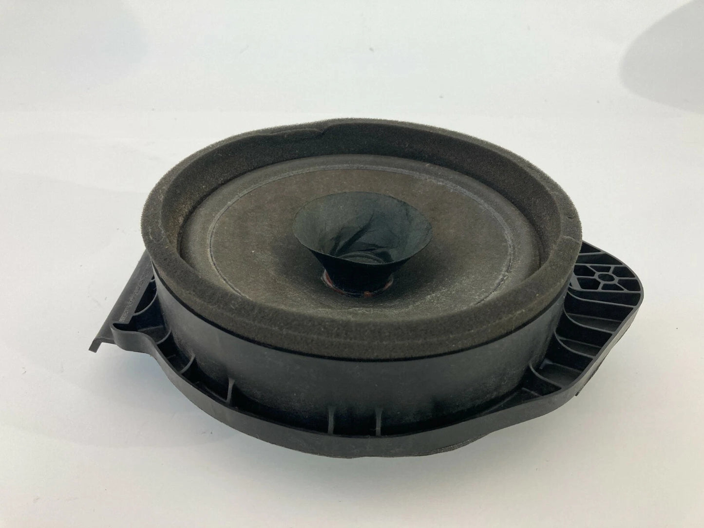 2011-2016 CHEVROLET CRUZE REAR RIGHT BACK DOOR SPEAKER RR RH OEM