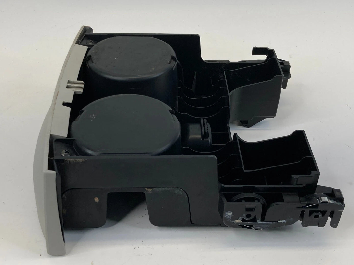 2009-2014 VOLKSWAGEN ROUTAN FRONT CENTER DASH LOWER CUP HOLDER CUPHOLDER ASSY