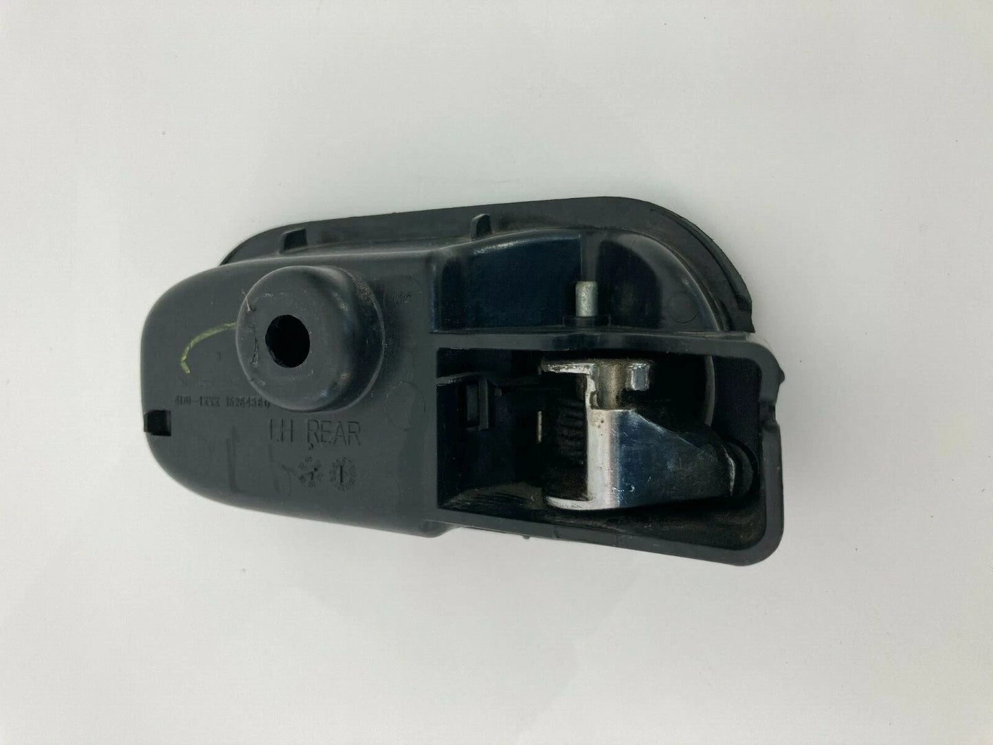 2007-2009 SATURN AURA REAR LEFT DRIVER SIDE INNER DOOR HANDLE ASSEMBLY 15264360