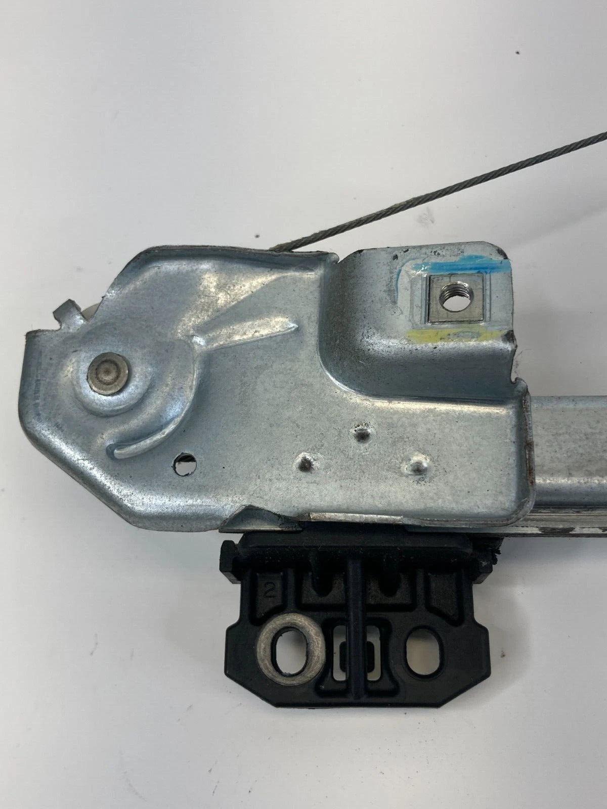 2004-2012 CHEVROLET COLORADO CREW CAB REAR LEFT DOOR WINDOW MOTOR & REGULATOR