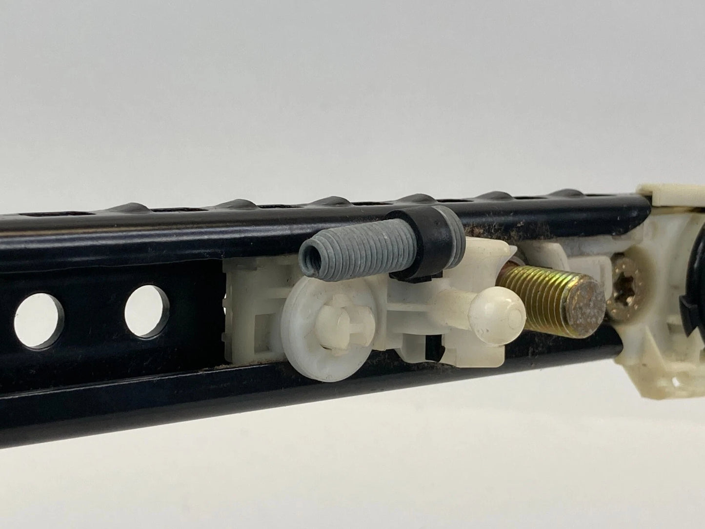 2000-2002 MERCEDES-BENZ S500 FRONT LEFT SEAT BELT HEIGHT ADJUSTEMENT TRACK OEM