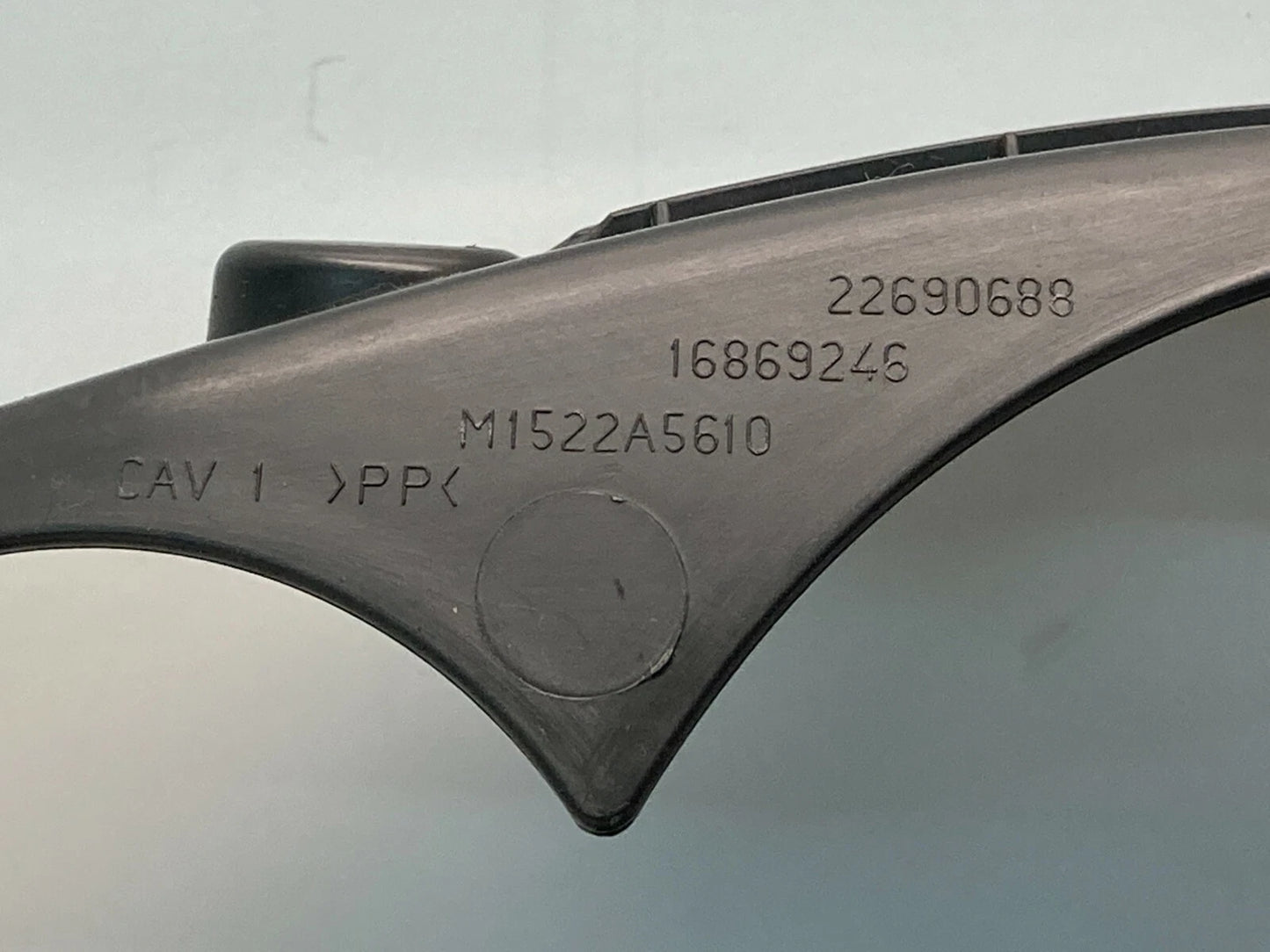 05-10 PONTIAC G6 CLUSTER SPEEDOMETER DASH BEZEL W/ STEERING COLUMN COVER TRIM