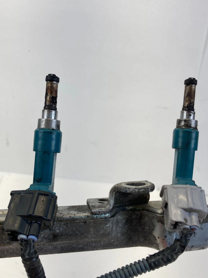 10-15 Toyota Prius 1.8L L4 AT Engine Fuel Injection Pipe Rail W/ Injectors OEM