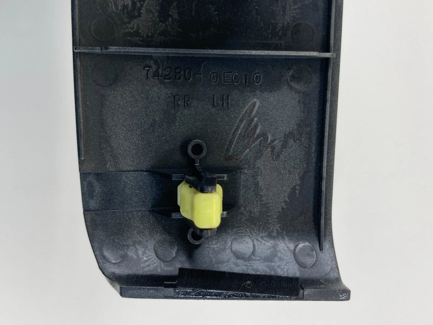 07-09 LEXUS RX350 04-06 RX330 REAR LEFT DOOR WINDOW CONTROL SWITCH 84030-0E010