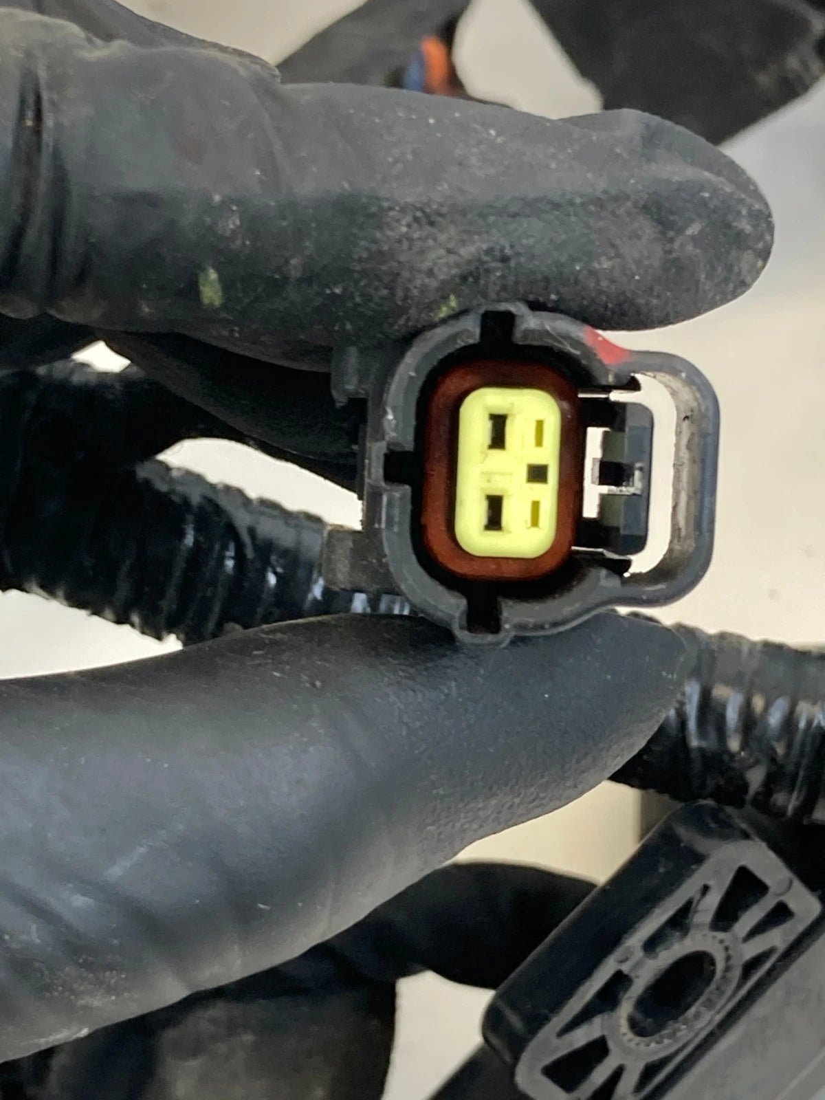 2009-2014 HYUNDAI SONATA 2.4L L4 AT ENGINE HARNESS WIRE WIRING 91400-3Q022 OEM