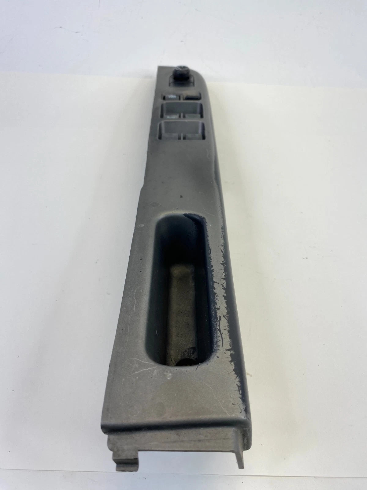 2000-2004 NISSAN XTERRA FRONT LEFT MASTER WINDOW CONTROL SWITCH W/ BEZEL OEM