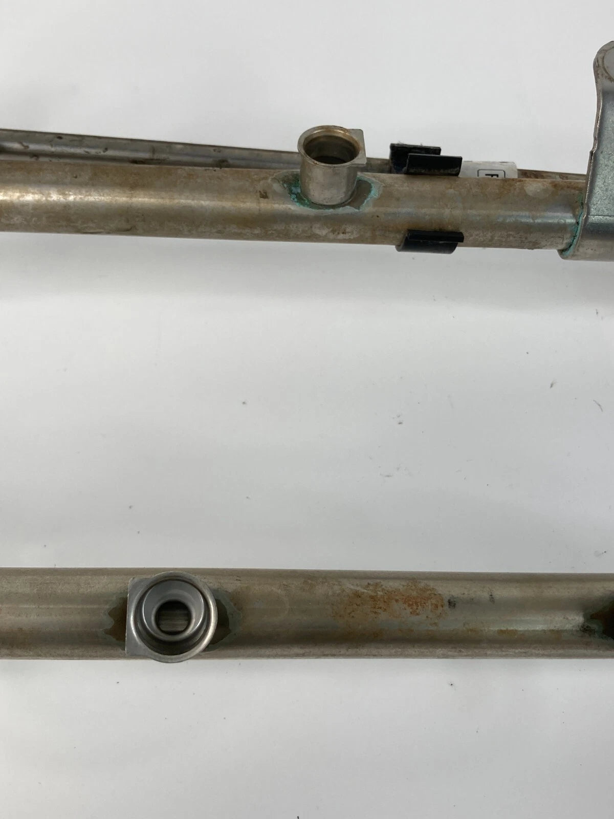 09-12 FORD FLEX ENGINE FUEL SUPPLY INJECTOR INJECTION RAIL W/ LINE 8G13-9J280-AH