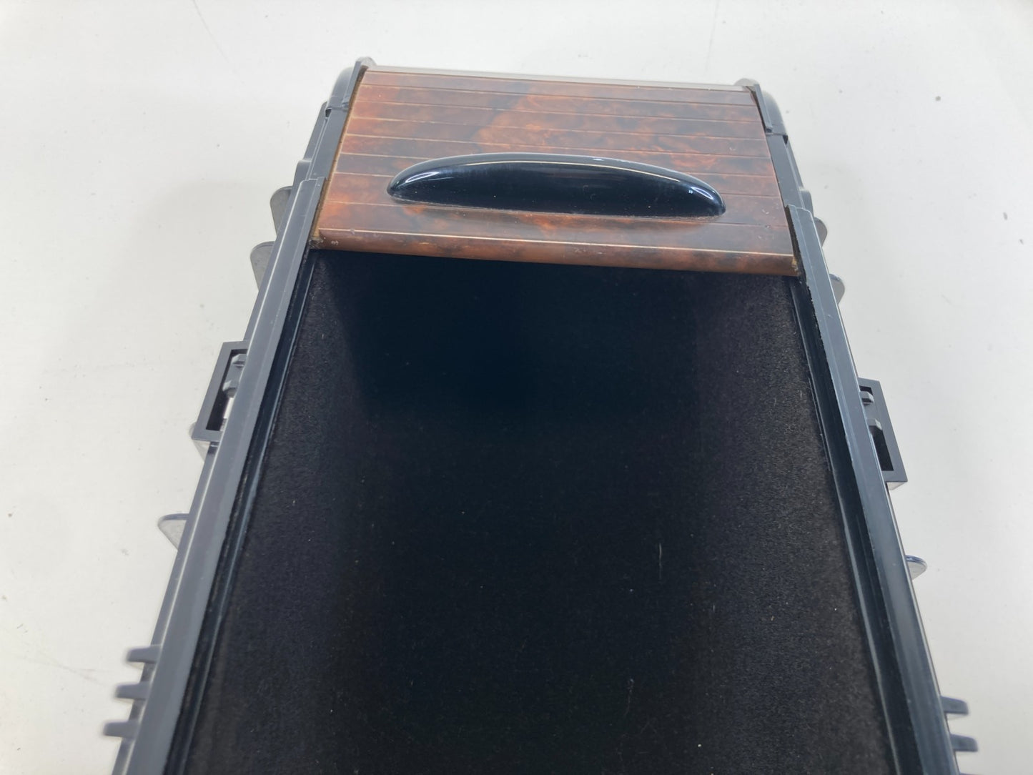 2006 Mercedes-Benz CLS500 Center Console Storage Compartment Ashtray A2196800850