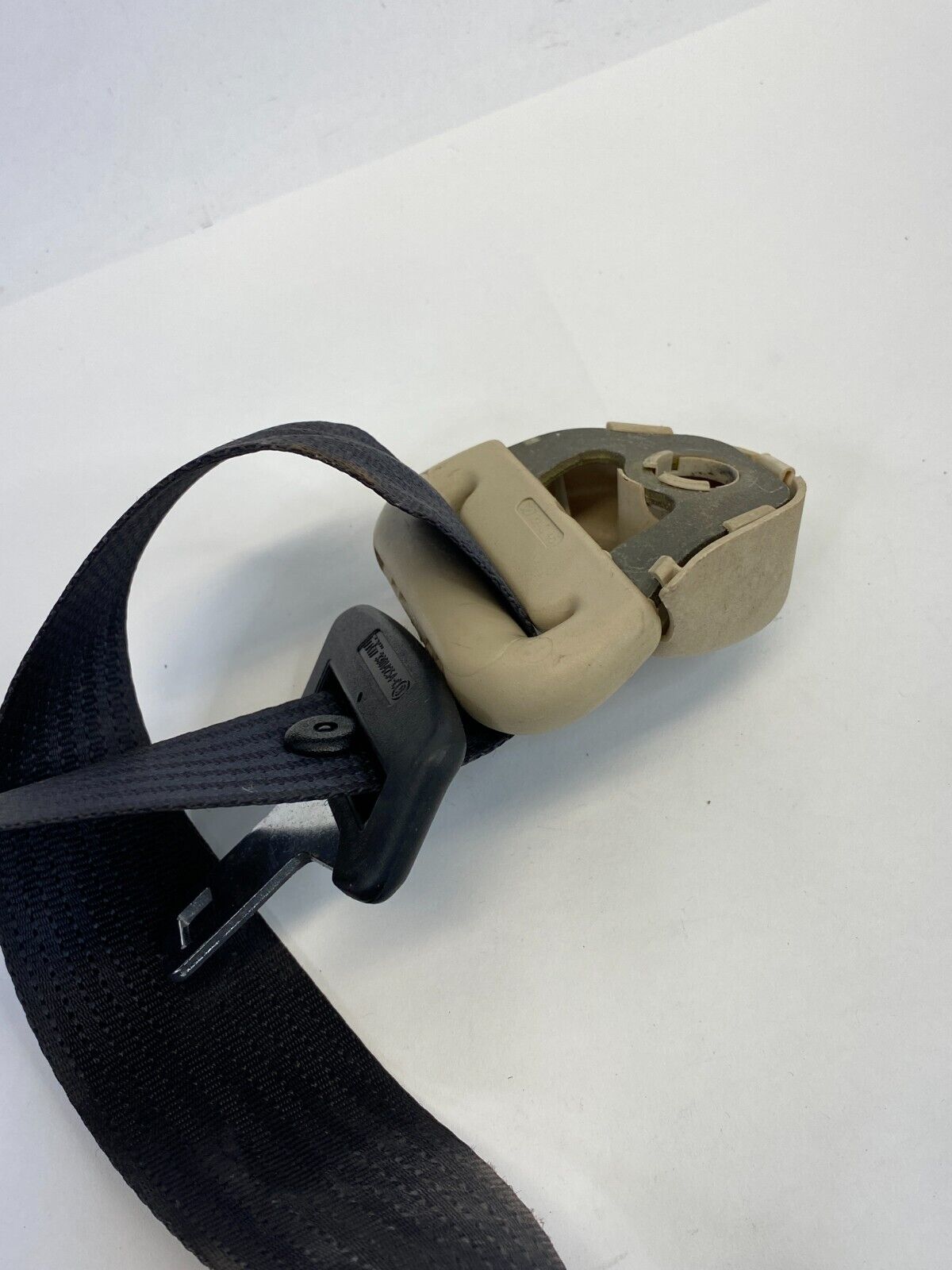 2003-2006 Lincoln Navigator Front Left Side Seat Belt Retractor 33007086B OEM