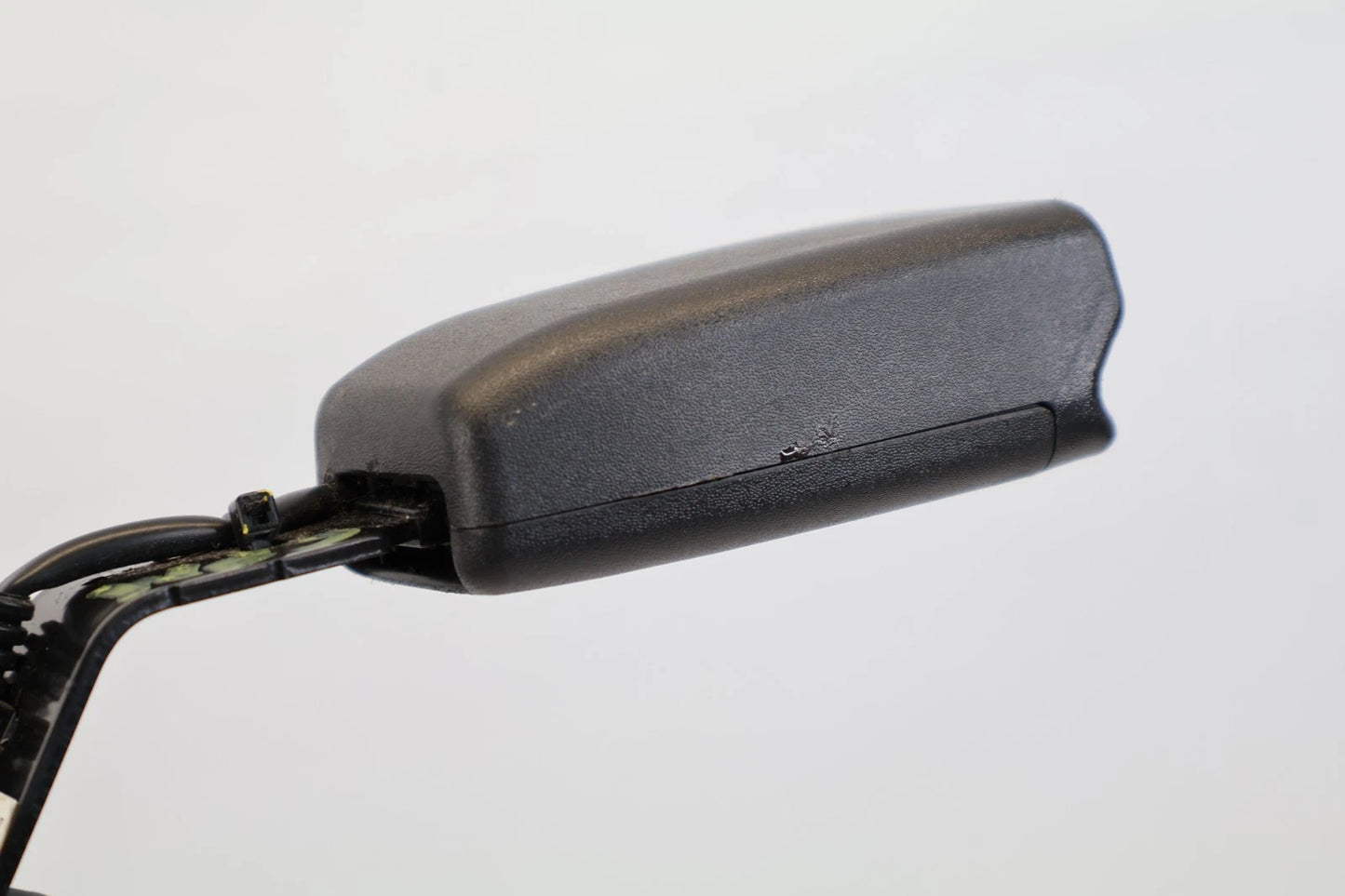 2016-2019 HONDA CIVIC SEDAN FRONT R PASSENGER SEAT BELT BUCKLE BLACK 2494587 OEM