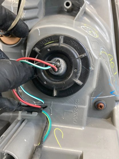 2013 2014 NISSAN ALTIMA SEDAN LEFT DRIVER SIDE TAILLIGHT TAIL LAMP OEM