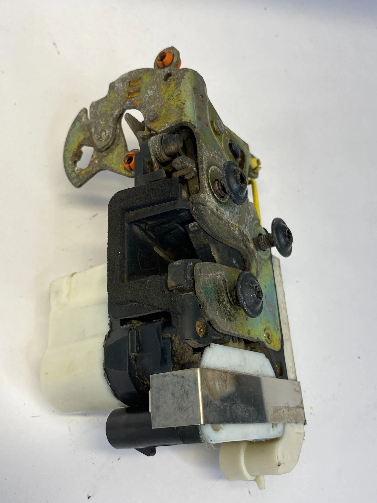 2002-2009 CHEVY TRAILBLAZER ENVOY FRONT LEFT DOOR LOCK LATCH ACTUATOR 16872415