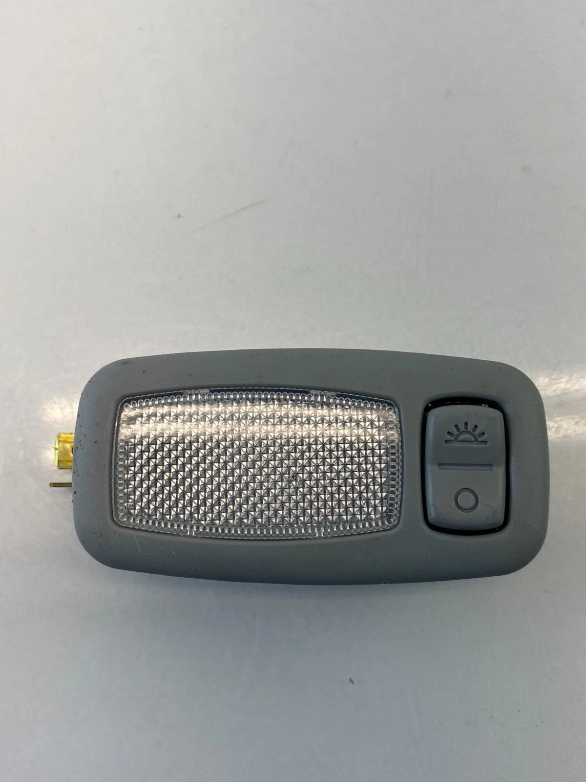 2011-2013 HYUNDAI ELANTRA SEDAN FRONT OVERHEAD SUN VISOR COURTESY LIGHT LAMP OEM