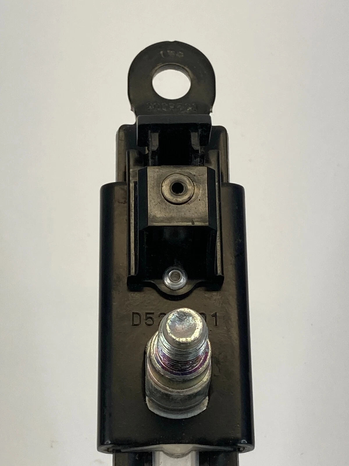 2006-2008 LEXUS RX400H FRONT LEFT SIDE SEAT BELT HEIGHT ADJUSTER D526003 OEM