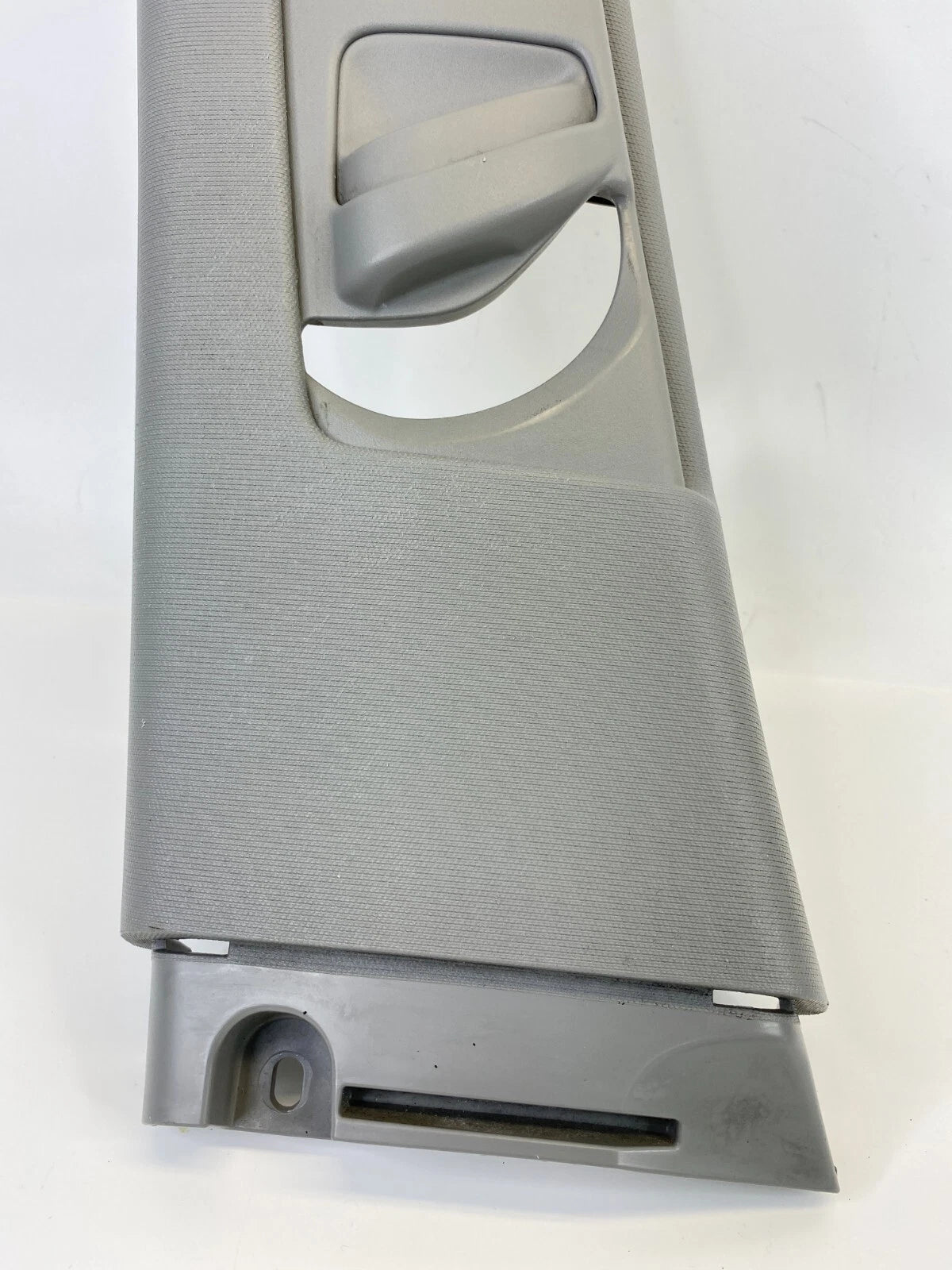 07-11 TOYOTA CAMRY FRONT LEFT SEAT BELT HEIGHT ADJUSTER COVER TRIM 73024-06030