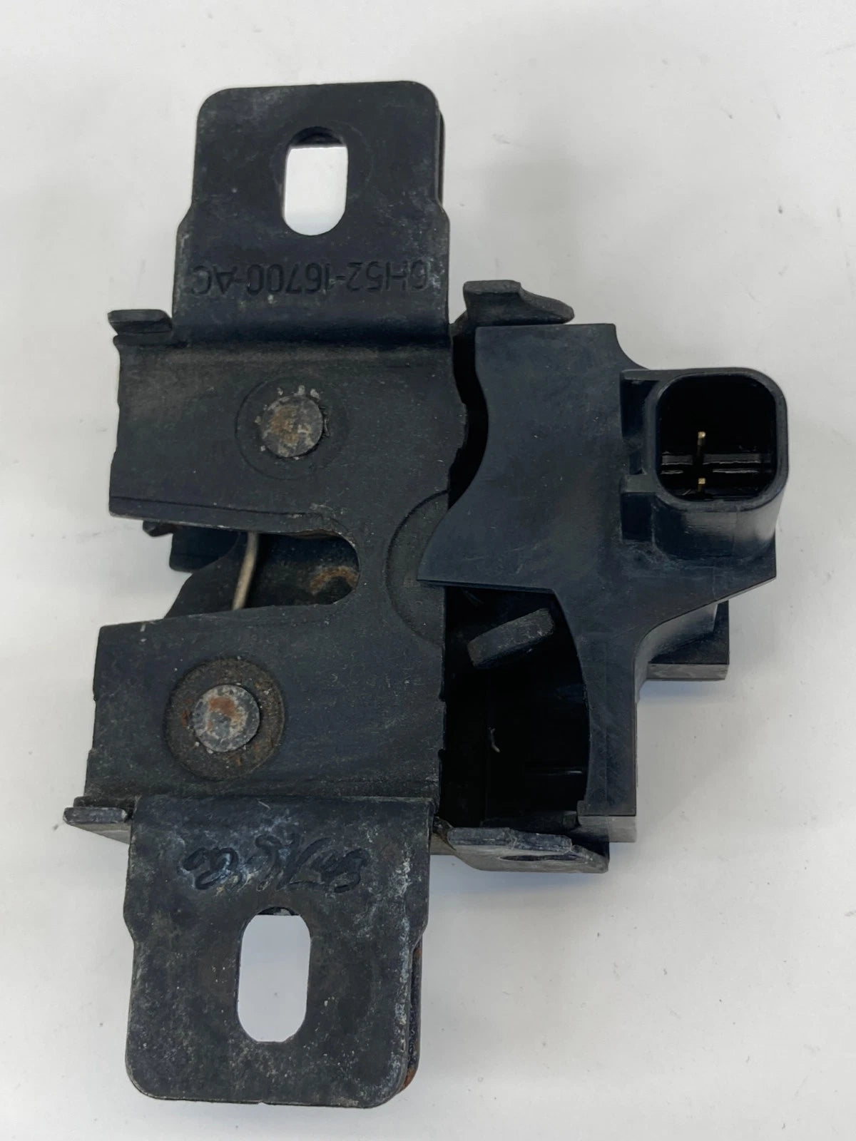 2008-2012 LAND ROVER LR2 HOOD LOCK LATCH RELEASE ACTUATOR OEM
