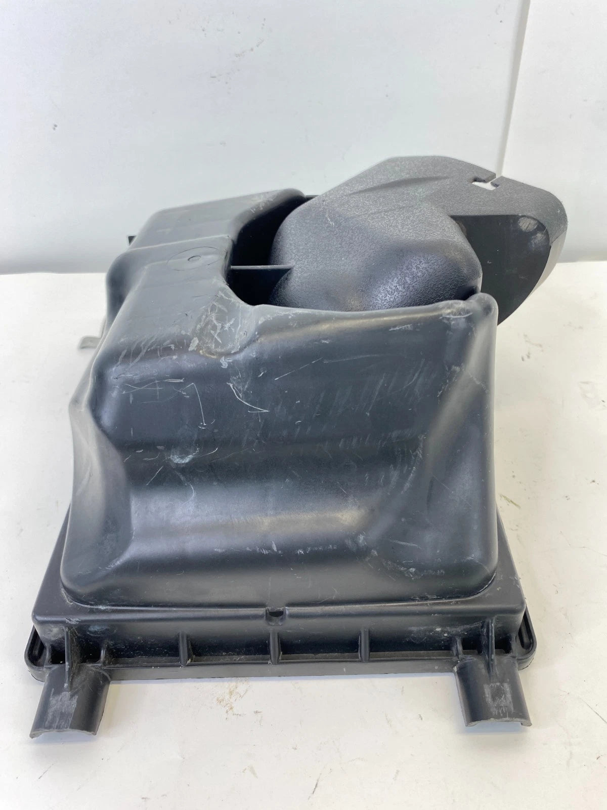 2013-2019 NISSAN SENTRA 1.8L AIR CLEANER FILTER BOX HOUSING LOWER COVER OEM