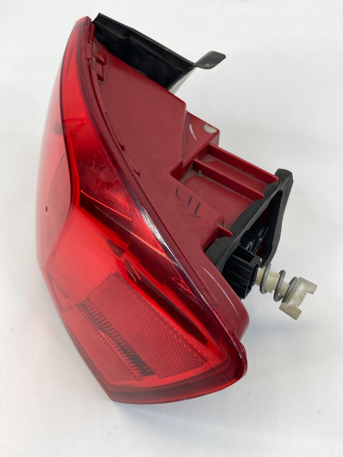 2011-2014 Volkswagen Jetta Sedan Rear Right Side Taillight Outer Tail Light Lamp