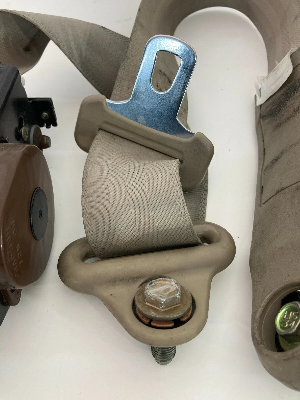 1997-2001 ACURA INTEGRA SEDAN FRONT RIGHT PASSENGER SEAT BELT RETRACTOR OEM