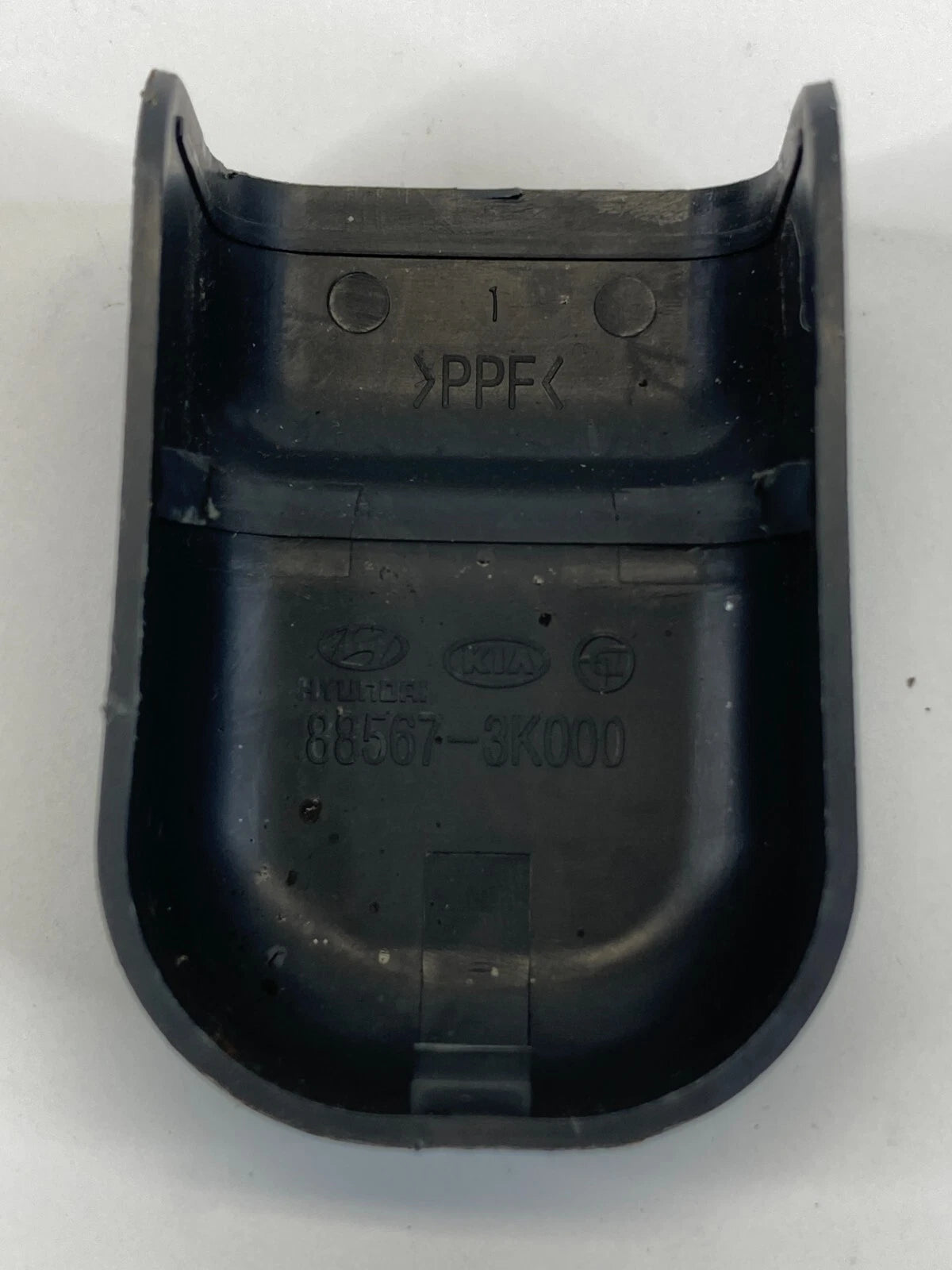 2009 2010 HYUNDAI ELANTRA SEDAN FRONT SEAT TRACK COVER TRIM CAP 88567-3K000 OEM