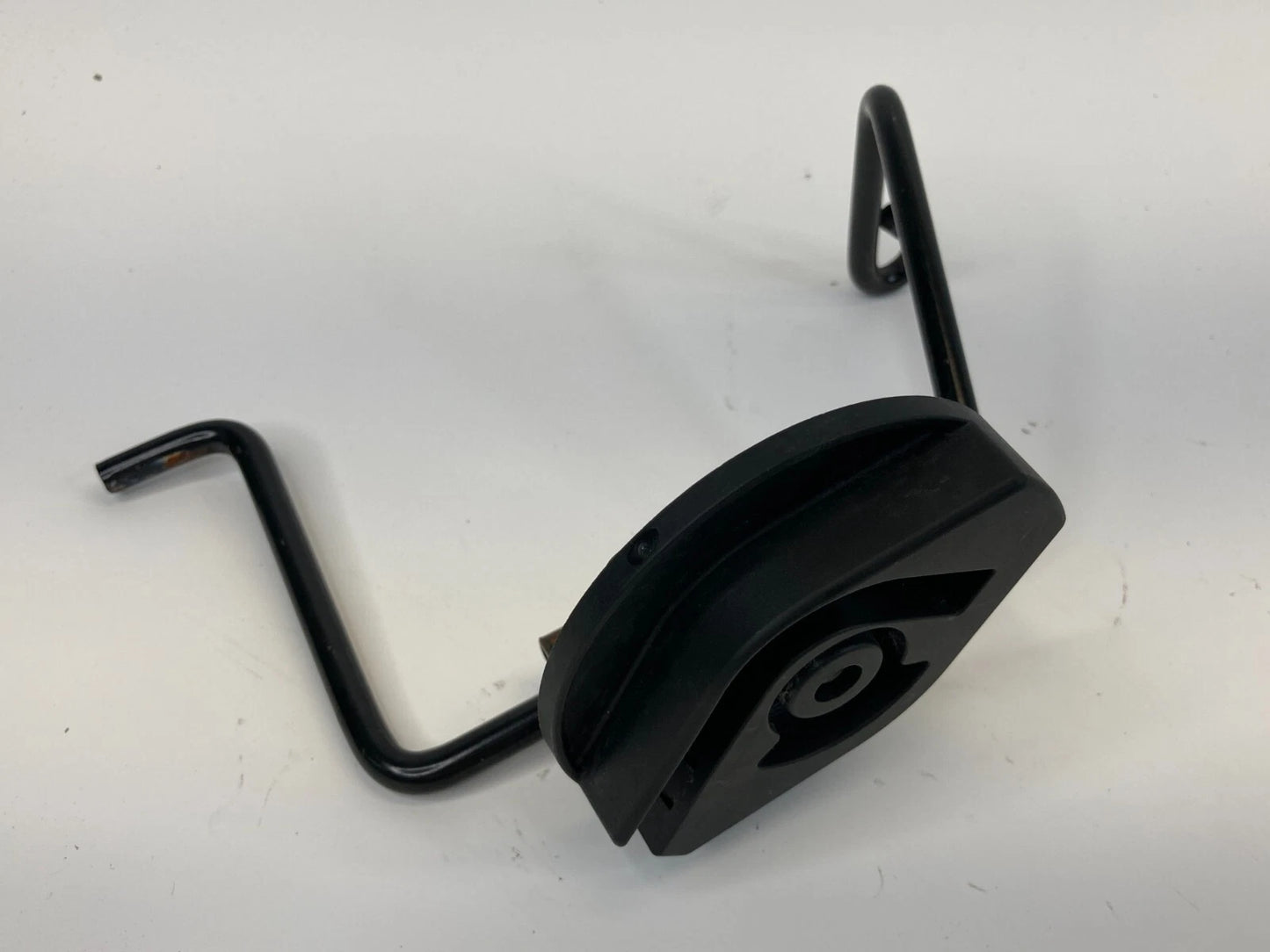 2012-2018 FORD FOCUS JACK TOOL RETAINER BRACKET HOLDER 5F93-1A390-AC