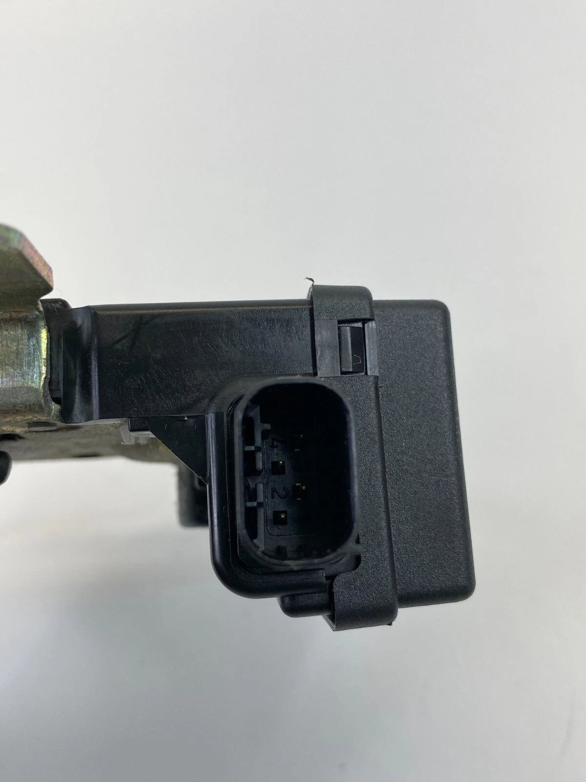 02-14 MINI COOPER HATCHBACK TRUNK LID LATCH LOCK RELEASE ACTUATOR 2754528 OEM