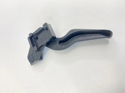 1999-2009 SAAB 9-5 95 HOOD RELEASE HANDLE OPENER BONNET 7002346 OEM