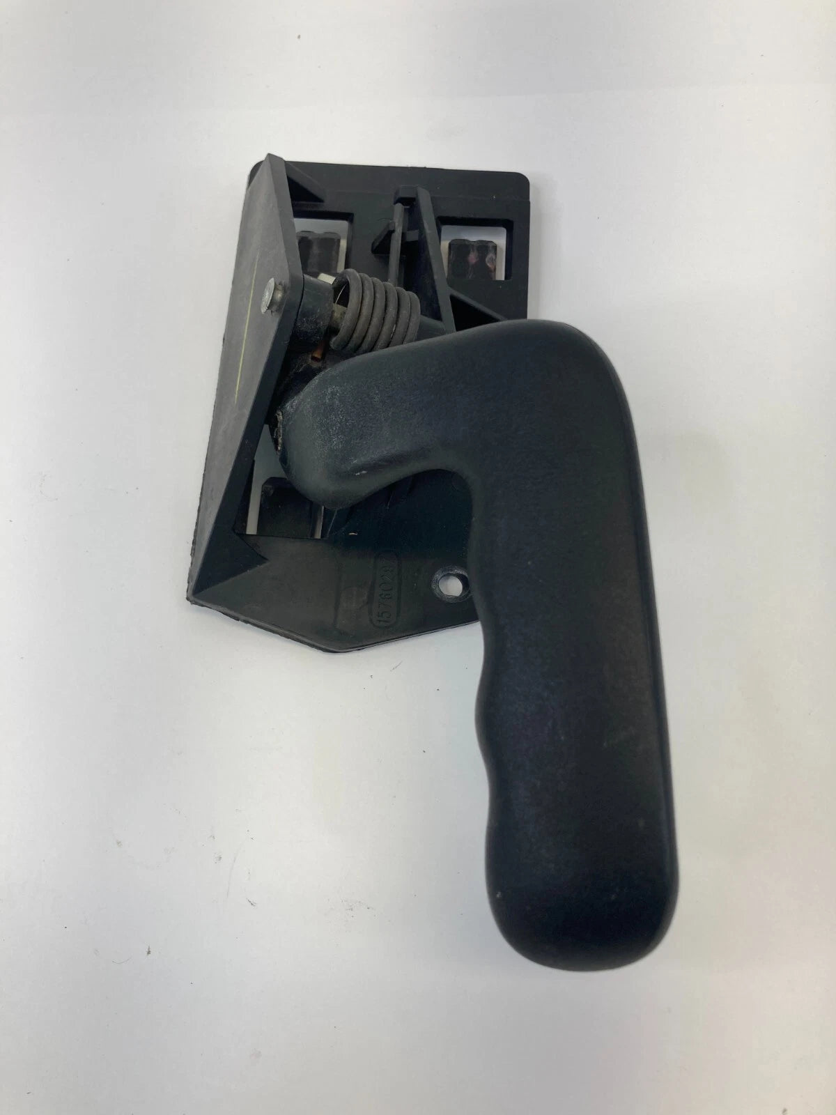 2000-2006 GMC YUKON REAR LH SIDE INTERIOR DOOR HANDLE BLACK OEM 15760297