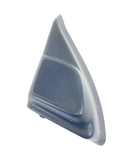2004-2011 VOLVO S40 FRONT LEFT DRIVER DOOR TWEETER SPEAKER COVER BEZEL 8679628