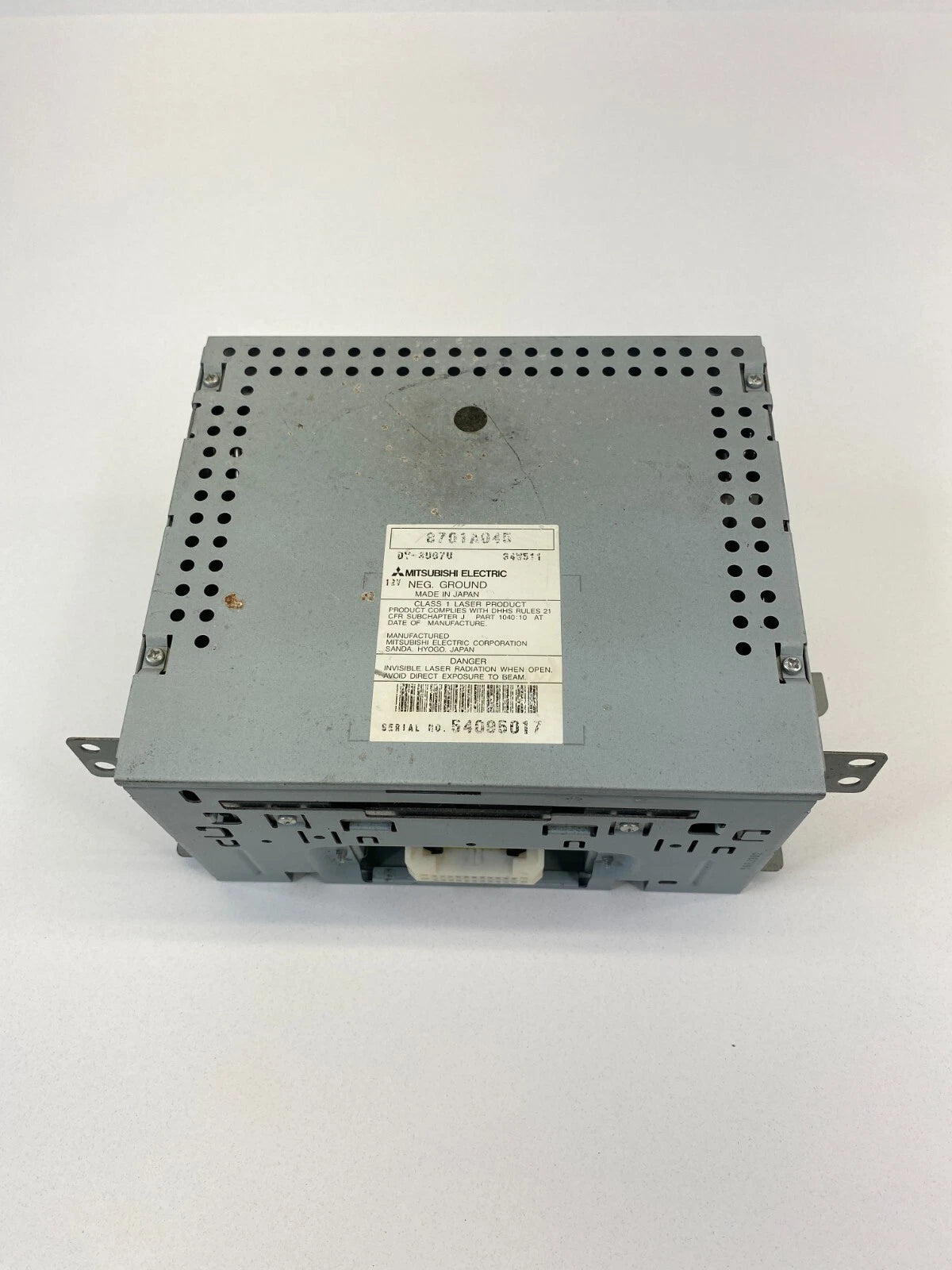 2004-2009 Mitsubishi Galant Sedan Radio AM FM CD Player Receiver MP3 8701A045