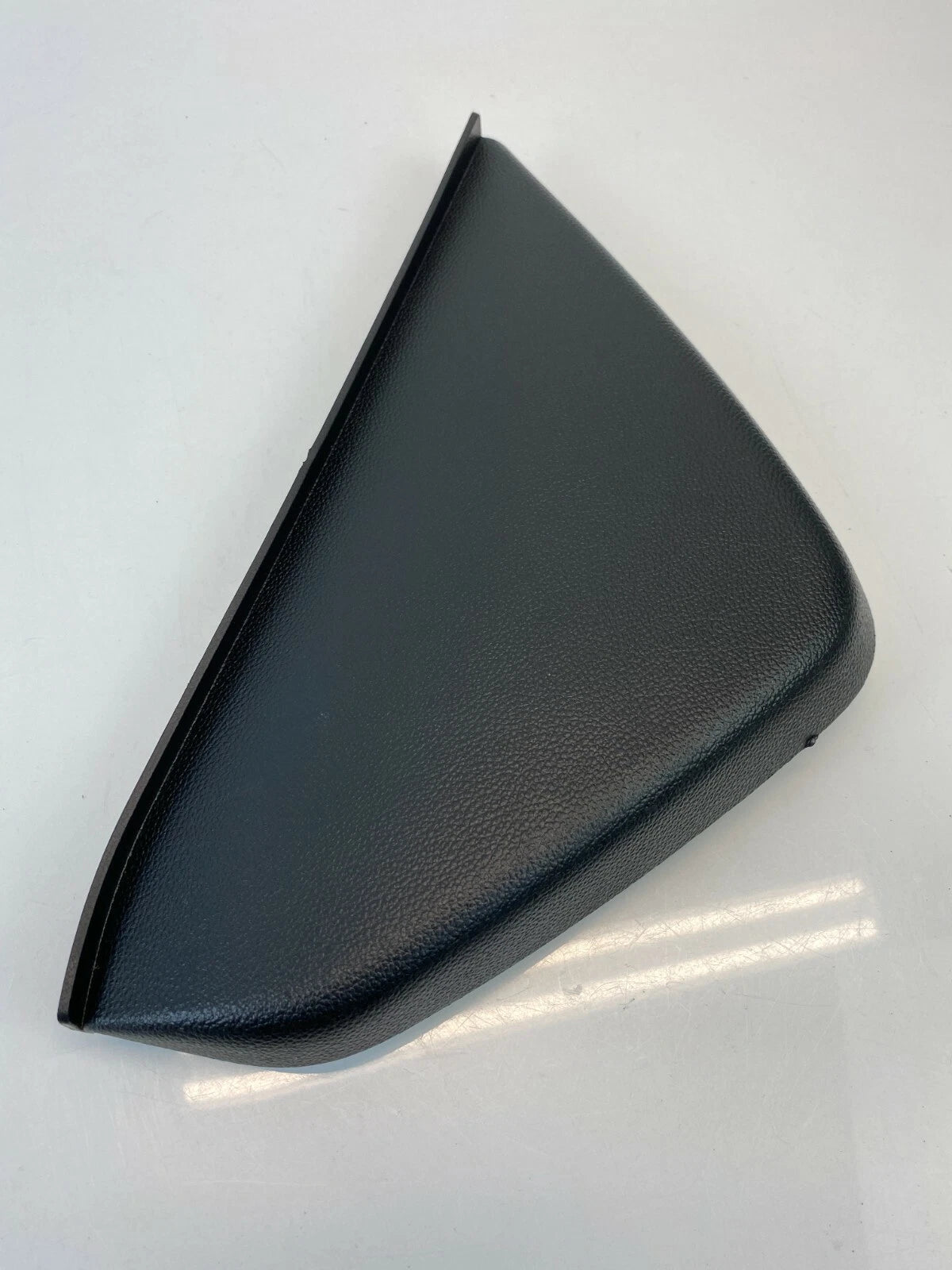 2011-2016 CHEVROLET CRUZE RIGHT PASSENGER DASH END CAP COVER TRIM PANEL 95987083